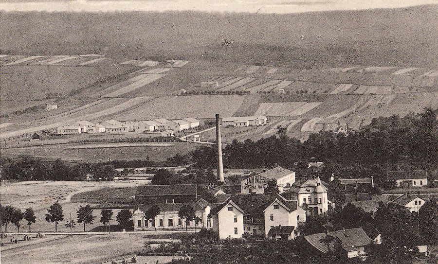  skočili jsme až na Zašovskou (cesta dole)nahoře kasárna dole Tesla a hospoda Mokrá Hadra vlevo