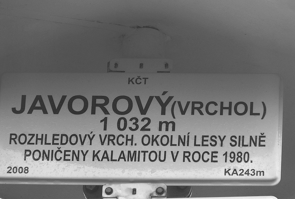 nechce se mi to hledat,ale myslím,že // NÁŠ// nejjjj.vrchol 